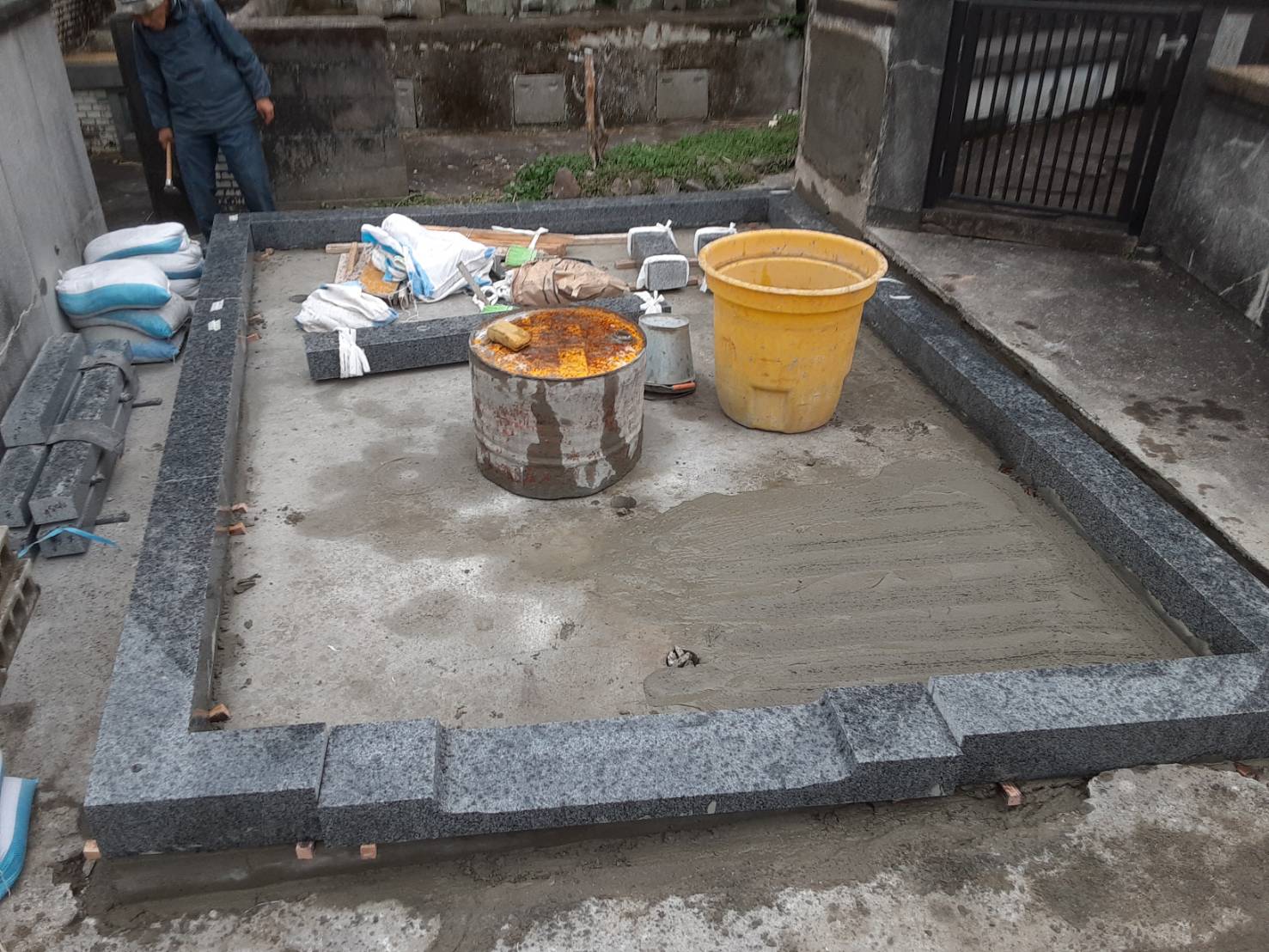 外柵据付け完了